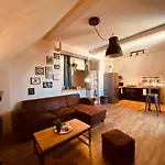 Under Roof شقة كليرمونت-فيراند