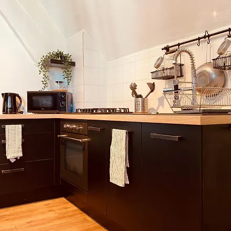 Under Roof Apartment