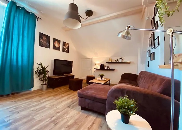 Under Roof Appartement *